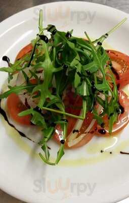 Rems Cafe Bar And Restaurant