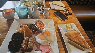 The Countryman Pub And Dining