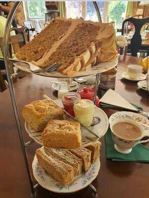 Vintage Lindy Lou Tea Room