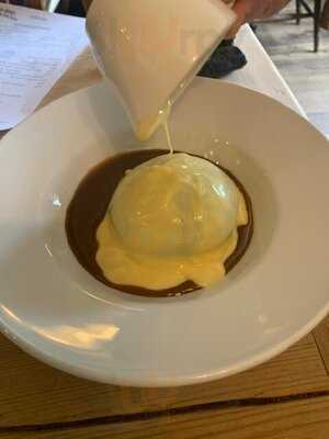 The Hampshire Bowman