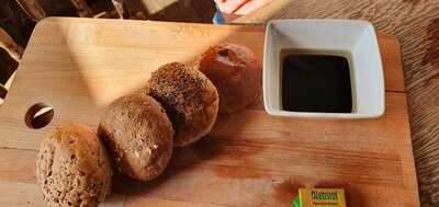 The Hampshire Bowman