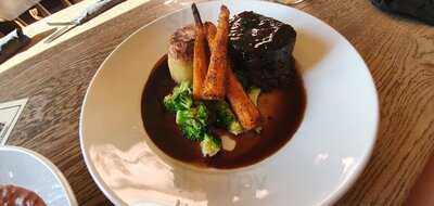 The Hampshire Bowman