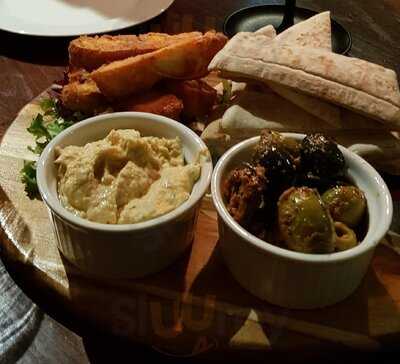 Giorgio's Mediterranean Restaurant And Bar