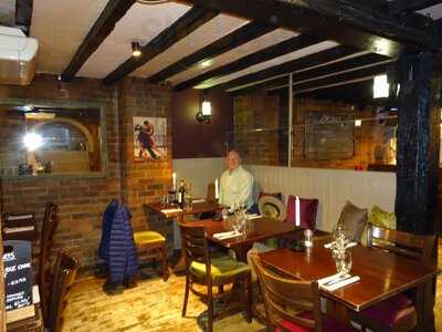 Giorgio's Mediterranean Restaurant And Bar