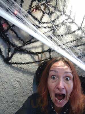 The Hanging Gate Pub And Restaurant