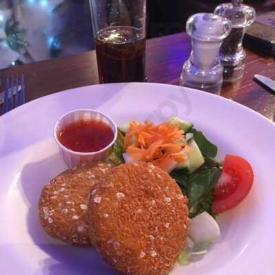 The Hanging Gate Pub And Restaurant