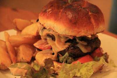 Annandale Arms Restaurant