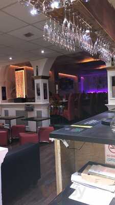 Mahis Indian Restaurant