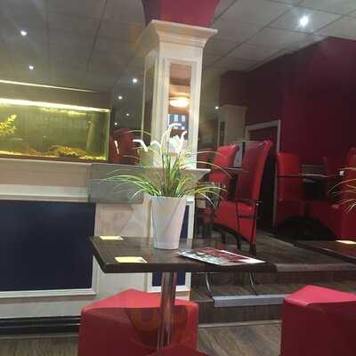 Mahis Indian Restaurant