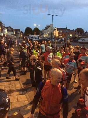 Best Pizza And Kebab House