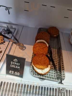 Edinburgh Woollen Mill Restaurant