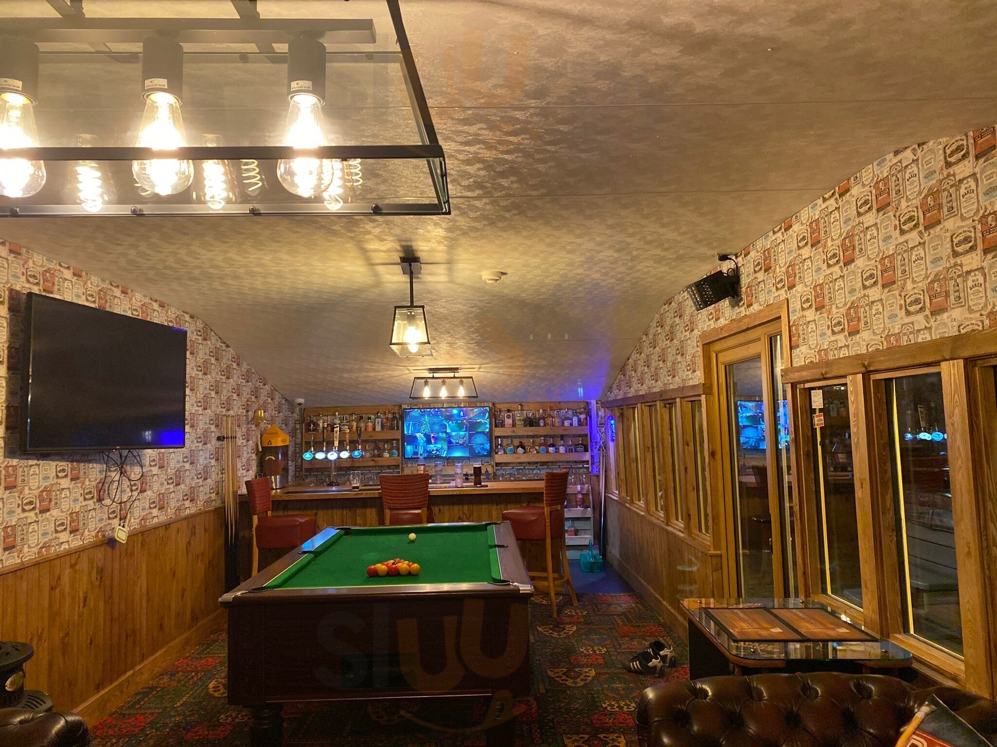 Newmans Tavern
