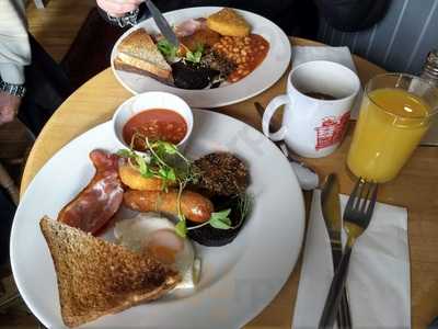 Frigate Cafe And Bistro