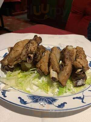 Dragon Pearl Restaurant