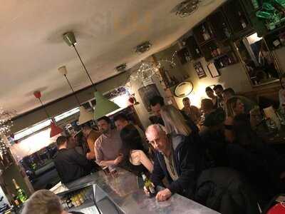 Notty's Cocktail And Wine Bar