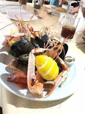 The Morefield And Mariners Restaurant