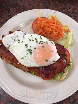 The Chapterhouse Cafe