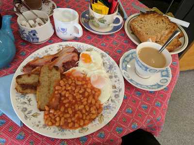 Jackie's Pantry And Tea Room