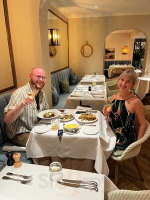 The Moorings Hotel & Restaurant