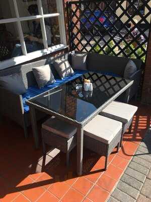 Hobson's Deli & Cafe