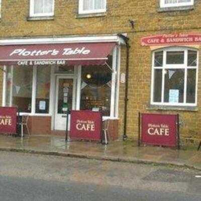 Plotters Table Cafe