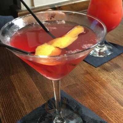 Circles Wine Bar & Kitchen