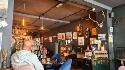 River Restaurant & Bar