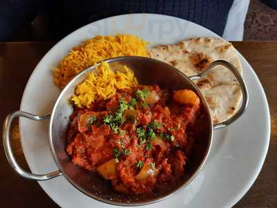 River Restaurant & Bar