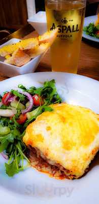 River Restaurant & Bar