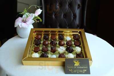 M&m Taste Of Harmony