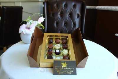 M&m Taste Of Harmony