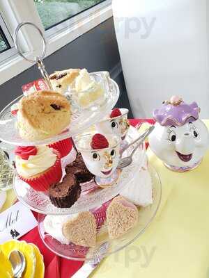 Georgie's Canal Cruises