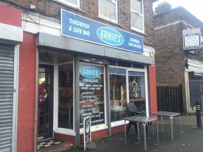 Ernies Cafe