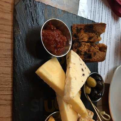 The Stanhill Pub & Kitchen