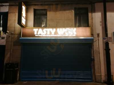 Tasty Wok Comber
