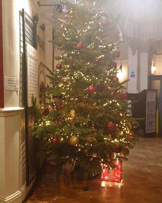 The Eastham Ferry Pub