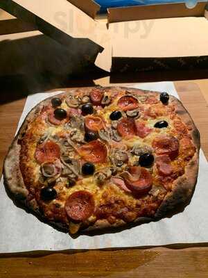 The Chipperfield Larder