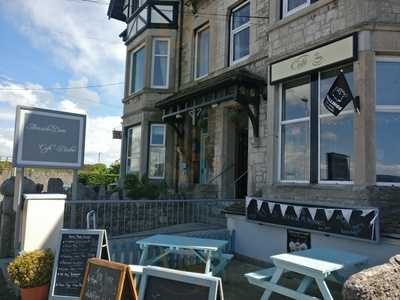 Arnside Bore Cafe-bistro