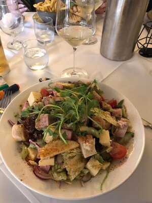 The Black Horse Restaurant