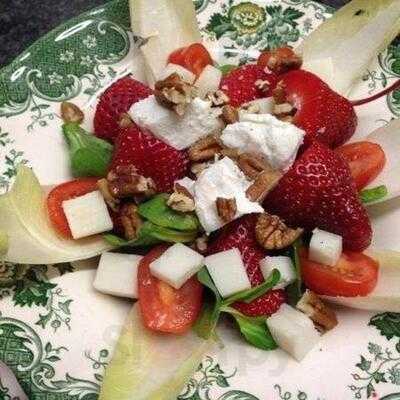 Duck Lane Cafe & Gift Shop - Photo 7