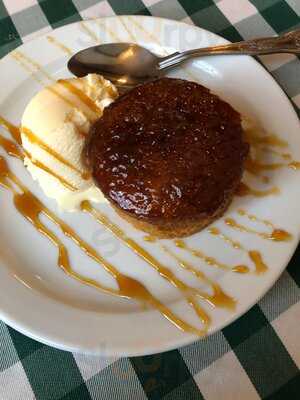 La Bella Piazza Italian Restaurant