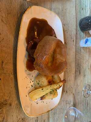 The Eliot Arms Restaurant