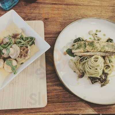 The Settlement & Parkers Restaurant