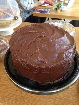 Cafe At 28 Plough Hill