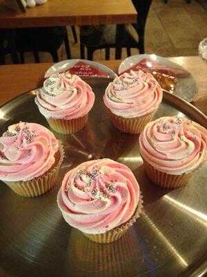 Cafe At 28 Plough Hill