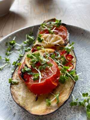 Botanica At The Barn