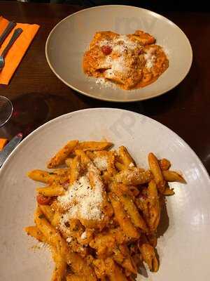 Chadderton Bar And Grill