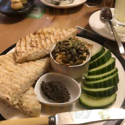 The Pittenweem Chocolate Company & Cocoa Tree Cafe