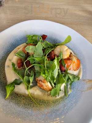 The Terrace Bar & Restaurant