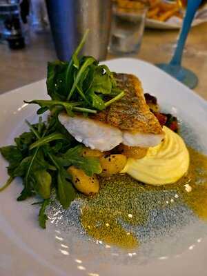 The Terrace Bar & Restaurant